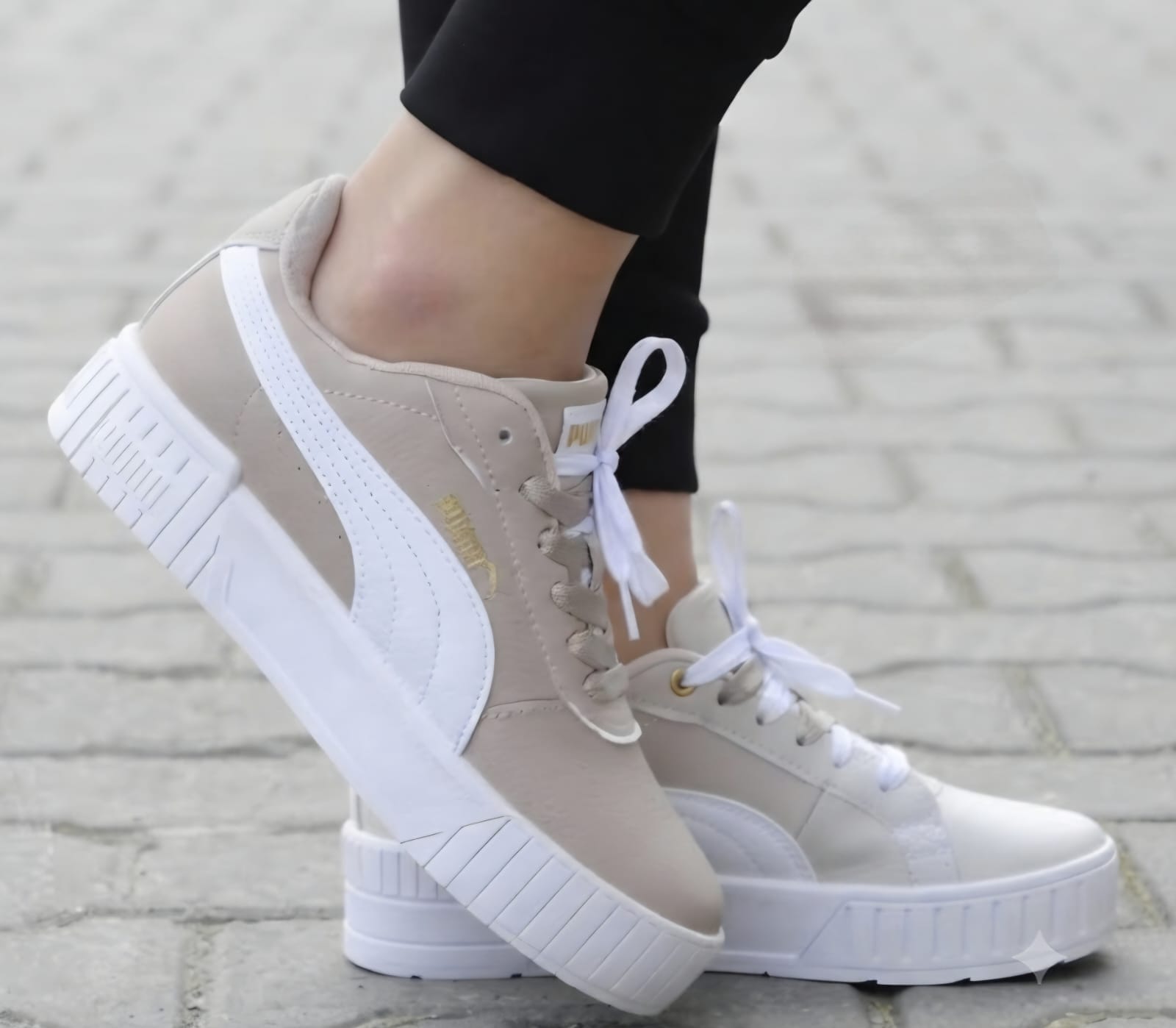 Premium platform street sneakers with layered low-top construction, contrast side detailing and chunky sculpted sole